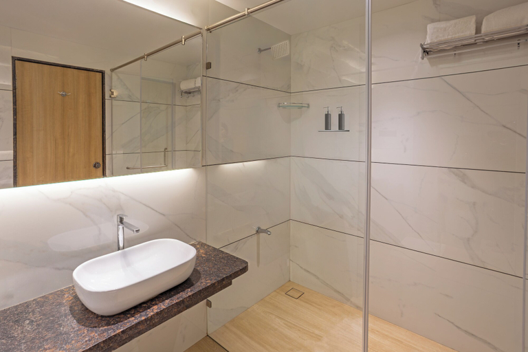 Bathroom 5, Hill Berry - A SoVo Hotel, Pune
