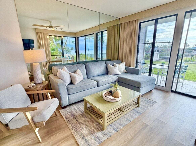 Living area, Oceanfront Family Friendly 2br Maui - Unit B29 1 Bedroom Condo, Maui