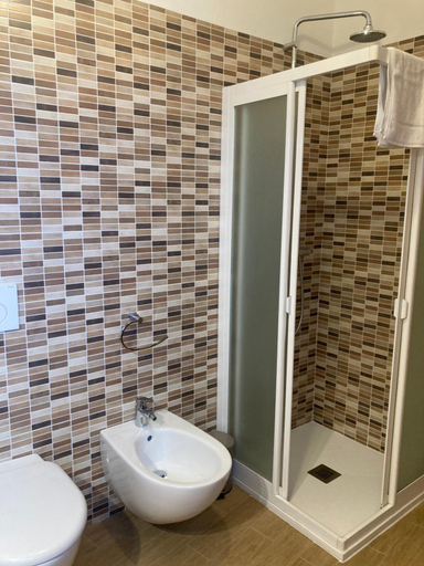 Bathroom 2, Elegant mini appartments Floridia close to the center private parking, Messina
