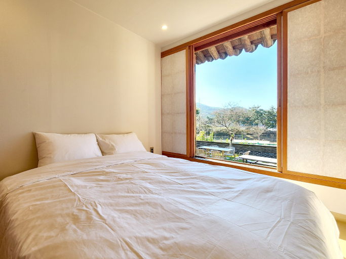 Bedroom 2, Hotelarrive Taean Tiann Hanokbeachresort, Taean