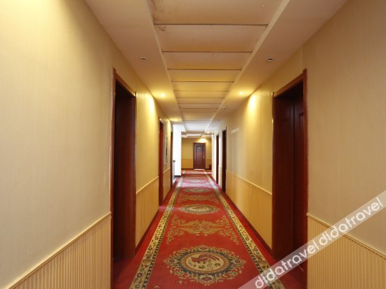 Others 3, Xiangying Business Hotel, Benxi