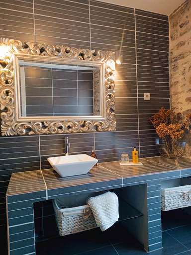 Bathroom 2, Casa do Romezal, Peso da Régua