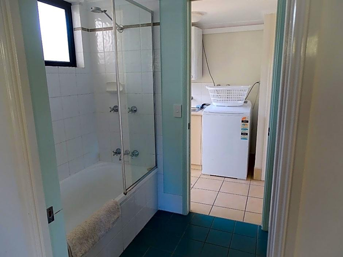 Bathroom 5, Pandanus Palms Resort, Redland Bal