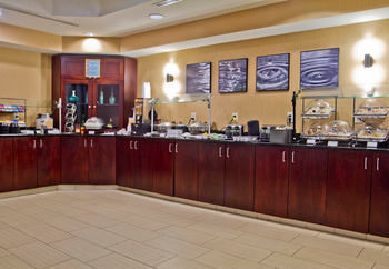 Food & Drinks 4, The Beacon Charlotte Airport, Mecklenburg
