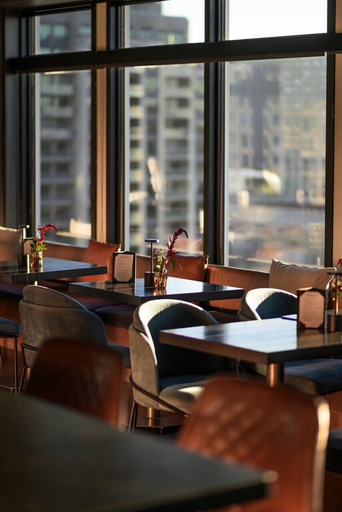 Food & Drinks 5, ANDAZ OTTAWA BYWARD MARKET, BY HYATT, Ottawa