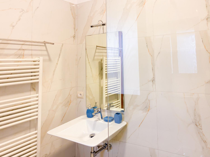 Bathroom 3, Tirana Experience Apartments at the New Bazaar, Tiranës