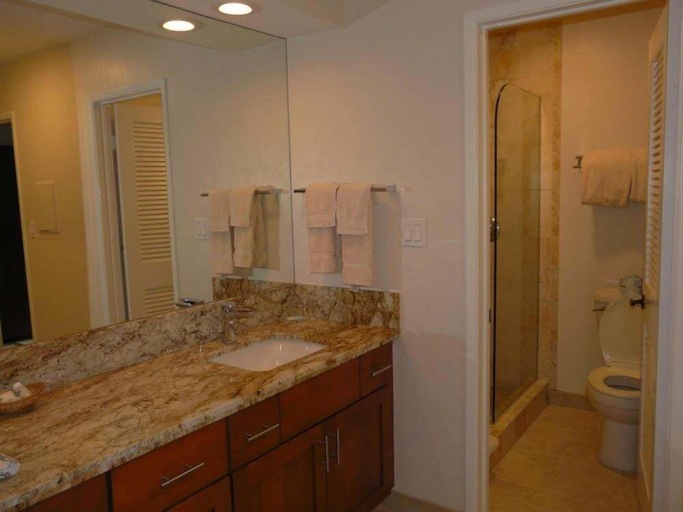 Bathroom, Point Oceanfront Condo Near Napili Bay - Unit B6 1 Bedroom Condo, Maui
