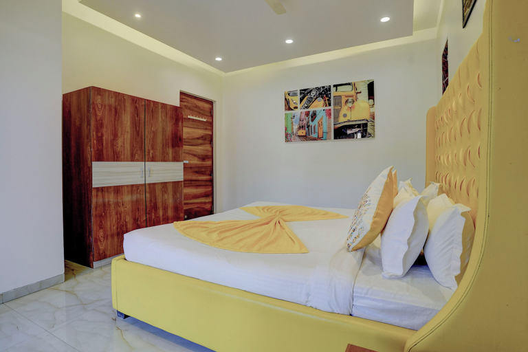 Room 5, Alaya Stays Nest 4BHK villa with Pool, Pune