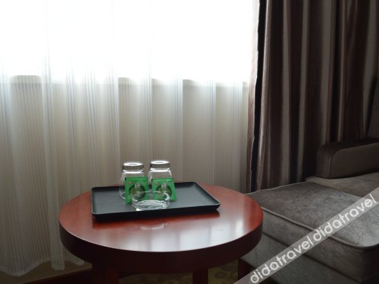 Others 4, Langang Business Hotel, Bayin'gholin Mongol