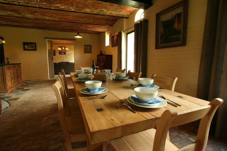Food & Drinks 5, Family Farmhouse with Sauna, West-Vlaanderen
