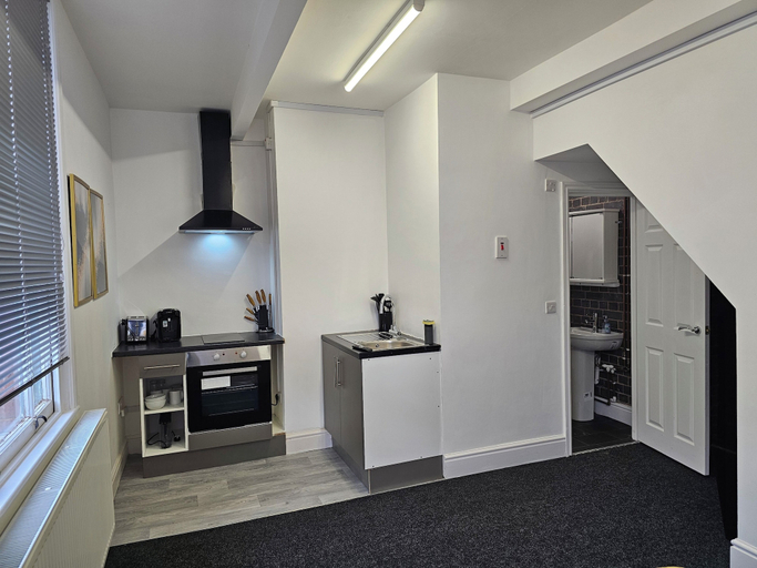 Others 4, Apartment 3, Birmingham