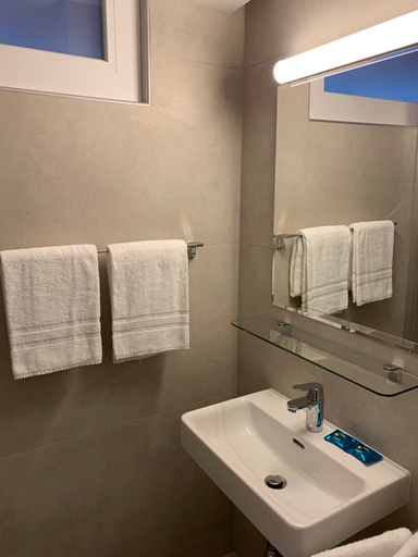 Bathroom 3, Eh!Toi Self Motel, Morges