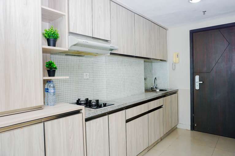 Others 2, 2 Pax Neat Studio at Tamansari The Hive Apartment By Travelio, East Jakarta
