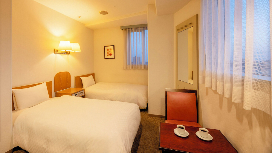 Bedroom 4, Hotel Meijiya, Hamamatsu
