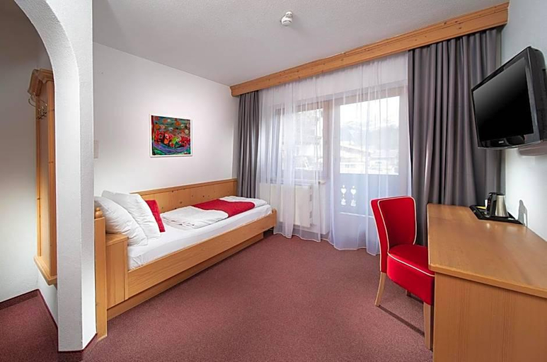Bedroom 2, Familien Und Sporthotel Hohlenstein, Schwaz
