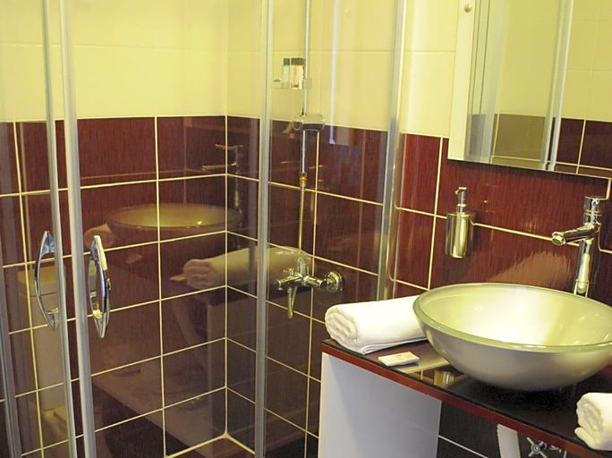 Bathroom, Galata 34, Beyoğlu