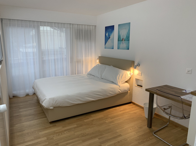 Bedroom 2, Eh!Toi Self Motel, Morges