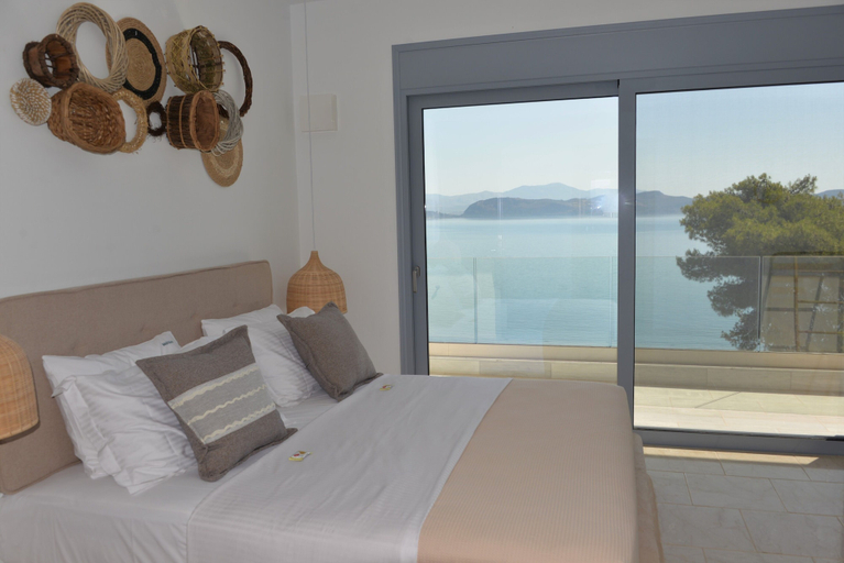 Bedroom 2, Anavalos, Peloponnese