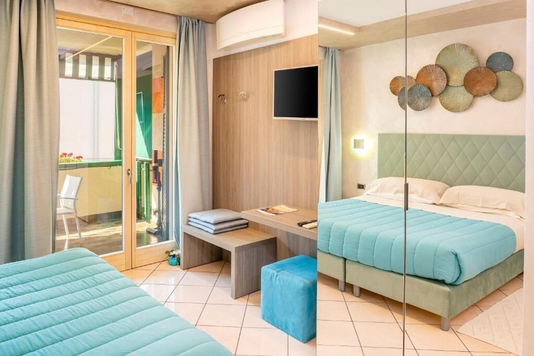 Room 2, Blue Lake Residence, Verona