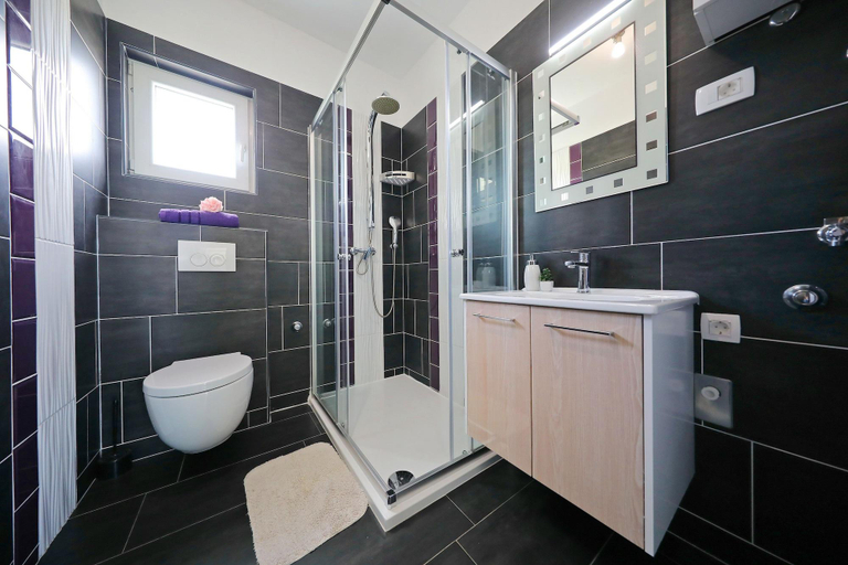 Bathroom 3, Boutique Apartments Blitz, Bibinje