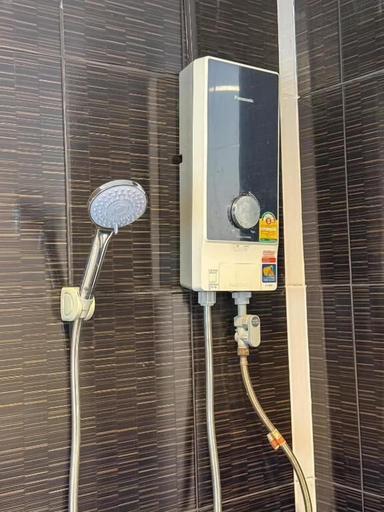 Hand-held showerhead, POR SAHA Hotel Ramkhamhaeng 100, Saphan Sung