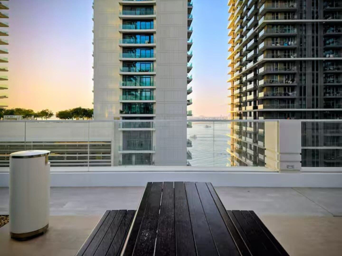 Terrace/patio 4, 5 Star Palm View Private Beach 1BR, Dubai
