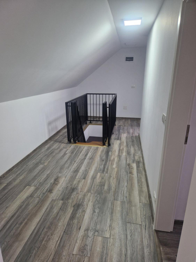 Public Area, Sunny Hill Apartments, Sanpetru