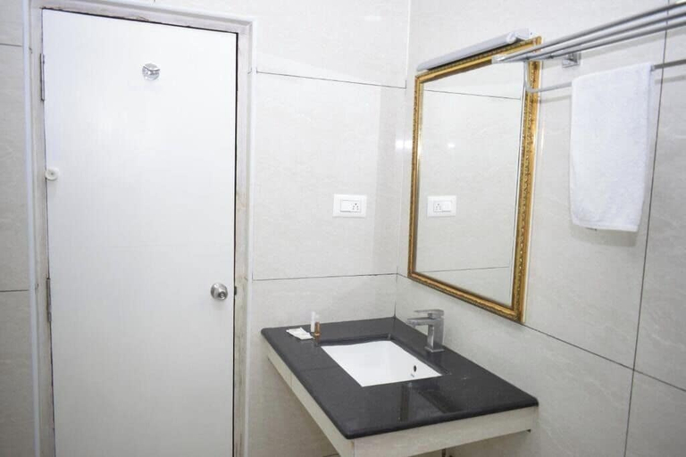 Bathroom 4, I Residency, Puducherry