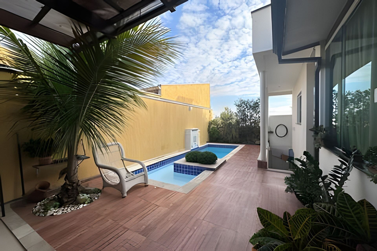 Pool 5, Casa do Rosa Conforto até 6 pessoas, São João da Boa Vista