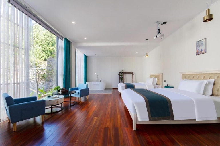 Room 2, Zhangjiajie Cloudscape Lodge, Zhangjiajie