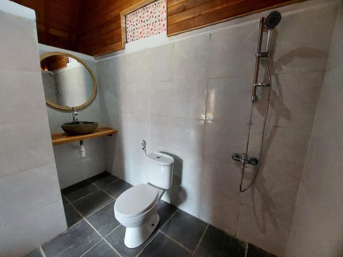 Bathroom 4, les chalets pecatu, Badung