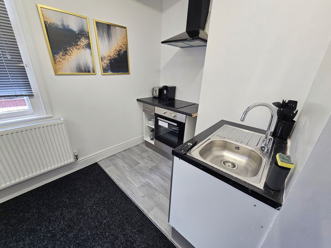 Others 5, Apartment 3, Birmingham