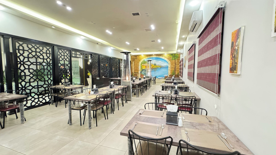 Food & Drinks 5, Ammania Hotel, Wadi Essier