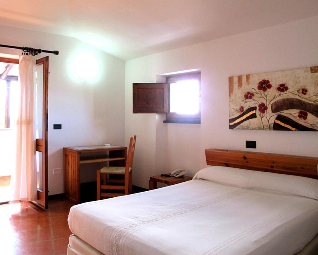 Bedroom 4, Hotel Pop, Nuoro