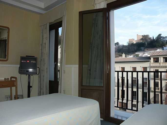 Bedroom 2, Hotel Macia Plaza, Granada