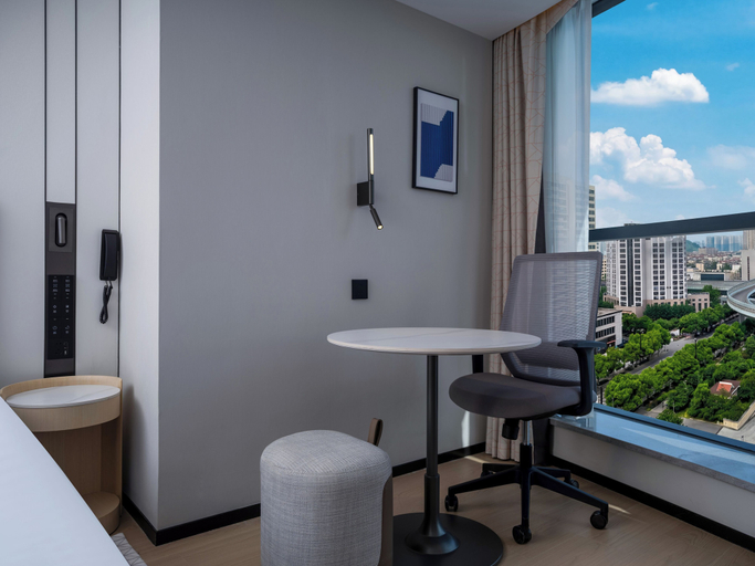 Room 4, Holiday Inn Express Luoyang Nanchang Road by IHG, Luoyang