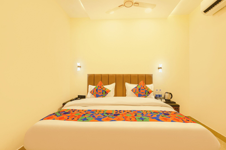 Room 4, Fabhotel Pvs Grand, Delhi