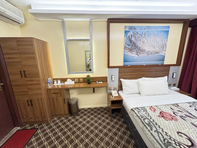 Bedroom 4, NAIF PALACE HOTEL, Dubai