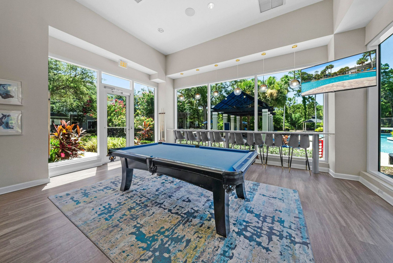 Room 3, Stylish 2BR 2BA w Pool Gym Near Airport 3, Hillsborough