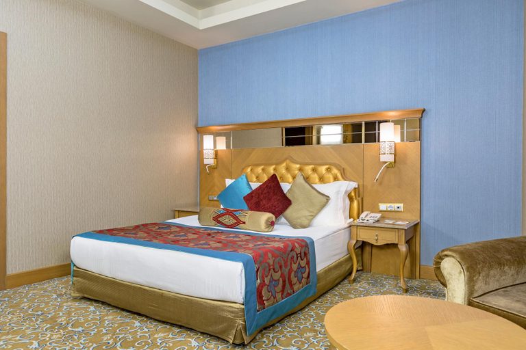 Bedroom 3, Royal Holiday Palace, Antalya