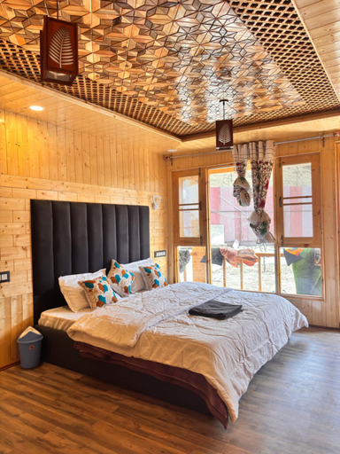 Bedroom 2, Dream River Resort, Anantnag
