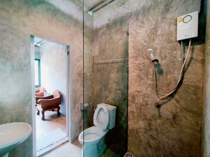 Bathroom 3, innbox Chiangmai Hotel , San Sai
