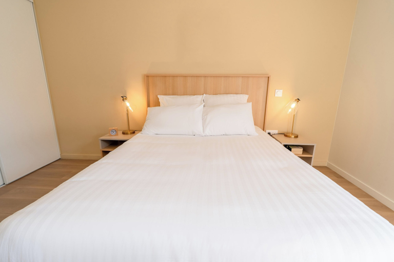 Room 2, Quality Aparthotel Villefontaine, Isère