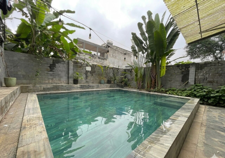 Pool, Brotherhood Hostel Station, Vị Xuyên