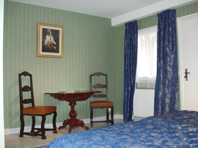 Bedroom 2, La Diligence, Calvados