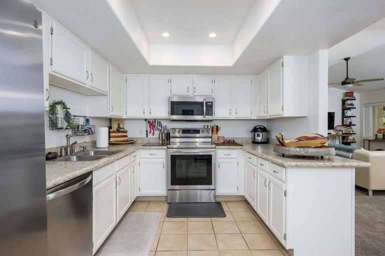 Private kitchen 3, Villa Palma 2 Bedroom Condo, Maricopa