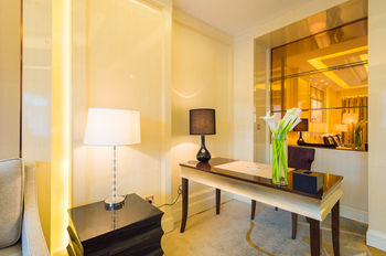Others 2, Han Yue Lou Hotel, Baishan