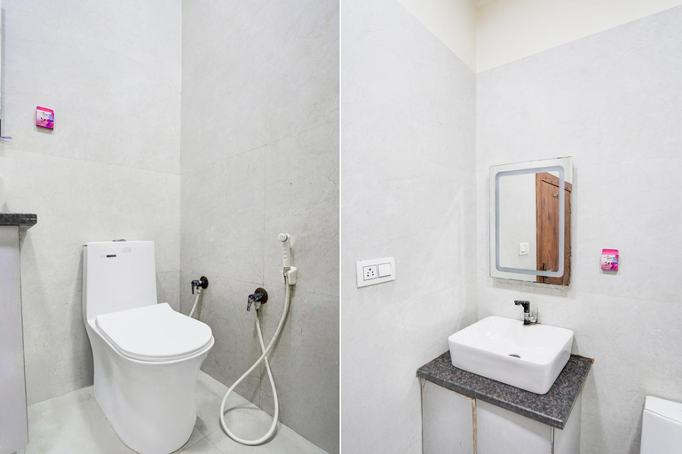 Bathroom 4, Hotel Goverdhan Inn, Mathura