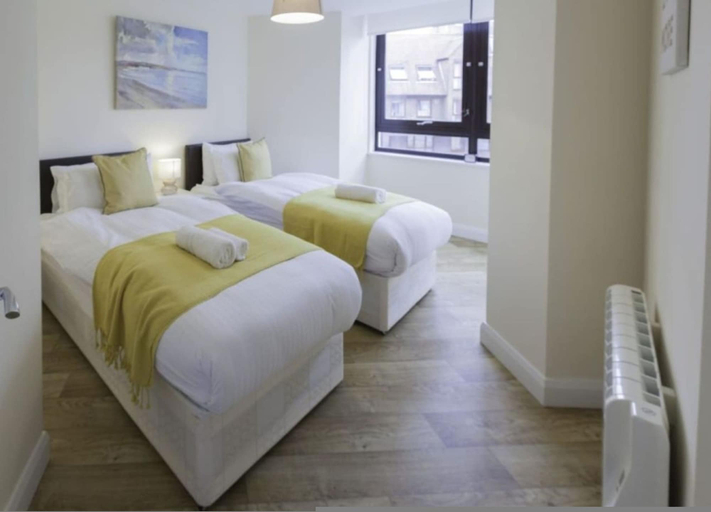 Bedroom 2, Castle Point Apartments, Southampton