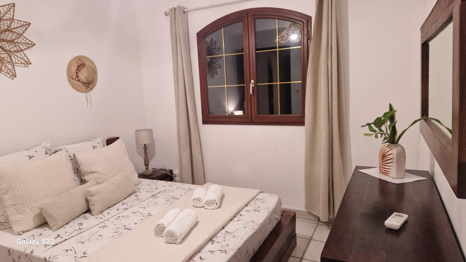 Bedroom 2, Villa Lyse - Chambres d'hotes, Saint-Benoît